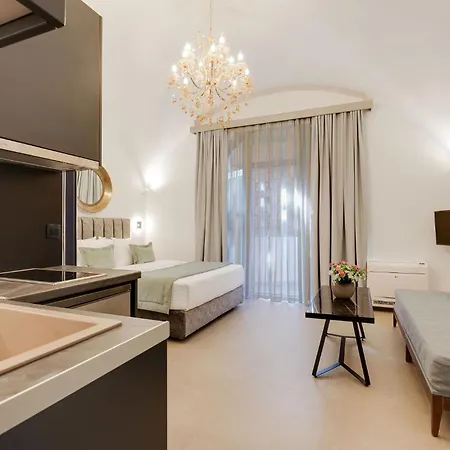 The Cosmopolitan - Urban Apartahotel 3*