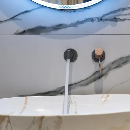 The Cosmopolitan - Urban Apartahotel 3*