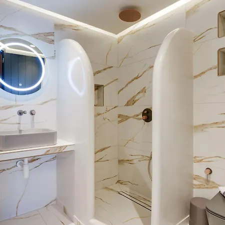 The Cosmopolitan - Urban Apartahotel Karterados (Santorini)