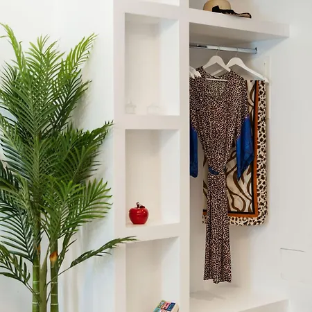 The Cosmopolitan - Urban 3*