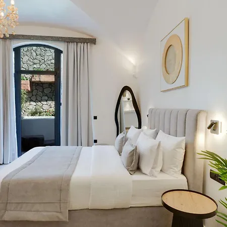 The Cosmopolitan - Urban Apartahotel Karterados (Santorini)