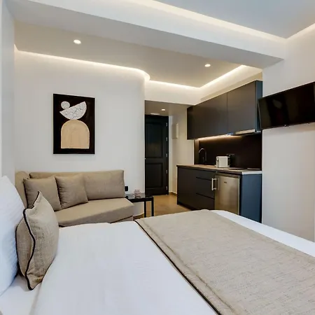 The Cosmopolitan - Urban Karterados (Santorini)