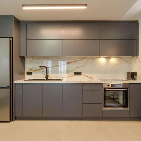 The Cosmopolitan - Urban Apartahotel Karterados (Santorini)