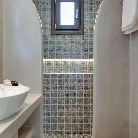 The Cosmopolitan - Urban 3*