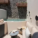 Aparthotel The Cosmopolitan - Urban 3*
