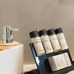 The Cosmopolitan - Urban 3*