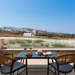 The Cosmopolitan - Urban Karterados (Santorini)