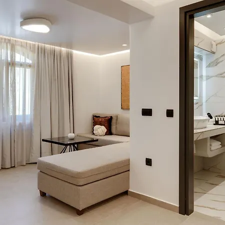 The Cosmopolitan - Urban Aparthotel 3*
